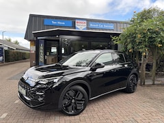 Volkswagen T-Roc - 1.5 eTSI DSG R-Line|360 Camera|Head Up|Acc|App-Co