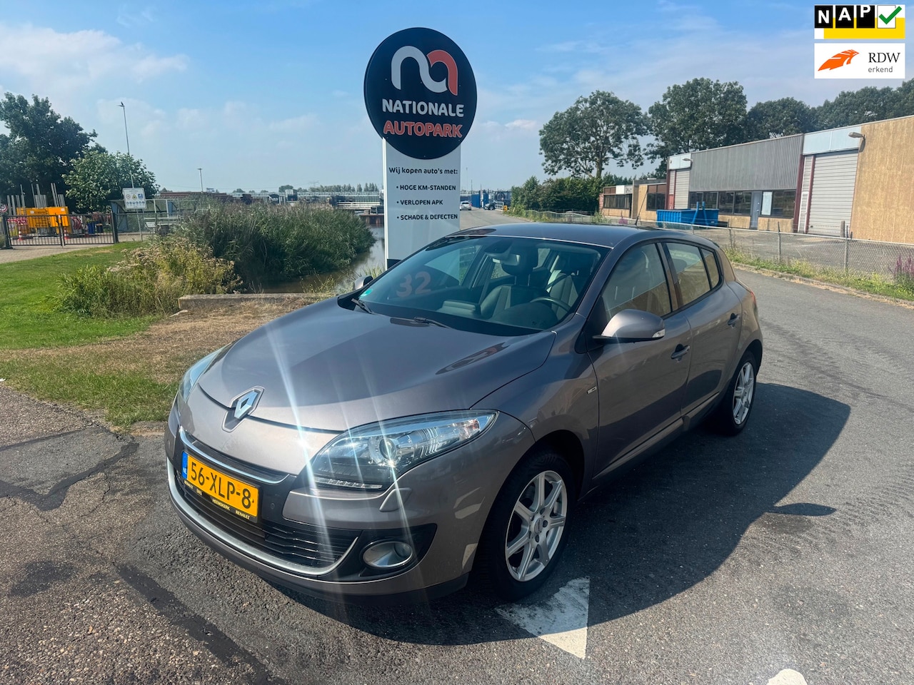 Renault Mégane - | 2012 | 1.2 TCe Bose | Export en Handel - AutoWereld.nl