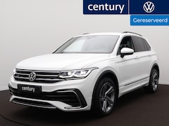 Volkswagen Tiguan - 1.4 TSI eHybrid R-Line Business+ | Camera | Zwenkbare trekhaak | ACC | Navi |