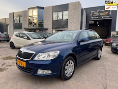 Skoda Octavia Combi - 1.2 TSI Ambition Airco Cruise Control Trekhaak