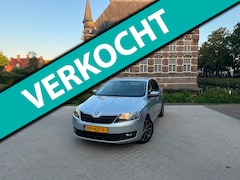 Skoda Rapid - 1.2 TSI Greentech Edition|TREKHAAK|AUTOMAAT|CARPLAY|AIRCO|CRUISE|STOELVERW.|CAMERA|INRUIL