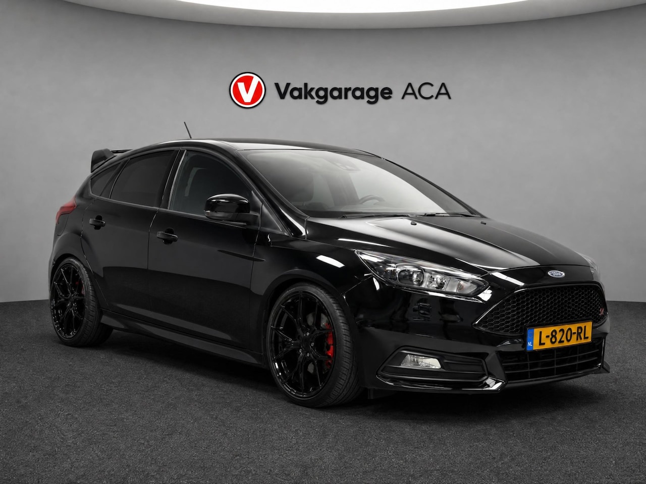 Ford Focus - 2.0 ST // 250 PK // 122.000 km // CLIMA // NAVI // CARPLAY // PDC // CRUISE // - AutoWereld.nl