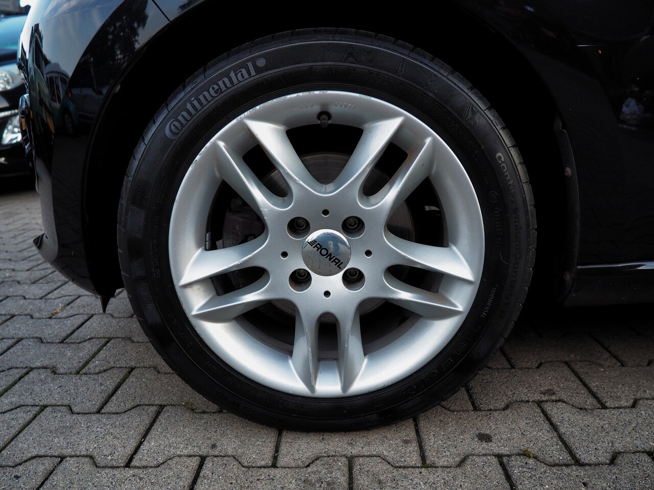 Volkswagen Up! - UP 1.0 move LM VELGEN AIRCO NAVI 5 DEURS