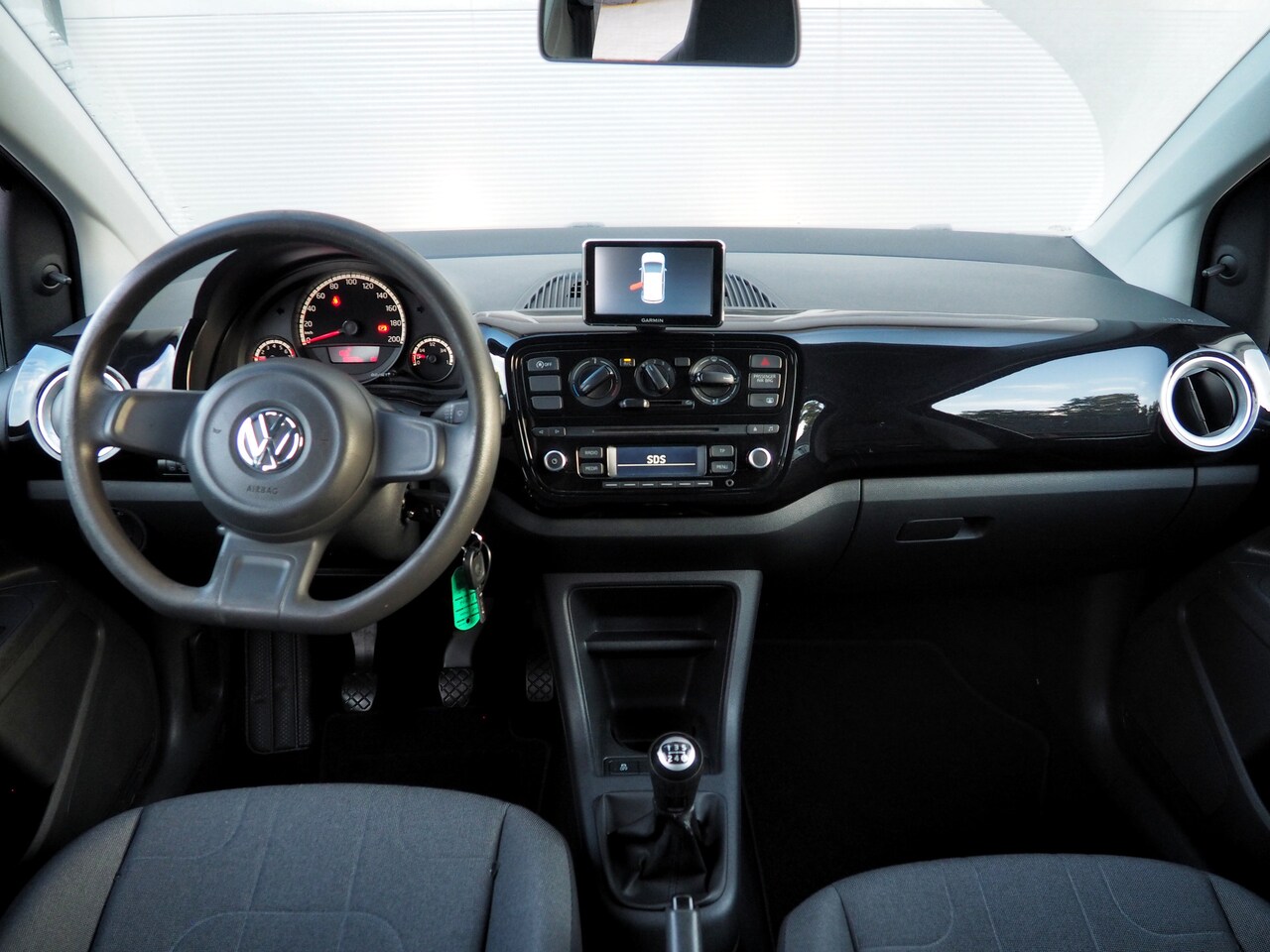Volkswagen Up! - UP 1.0 move LM VELGEN AIRCO NAVI 5 DEURS