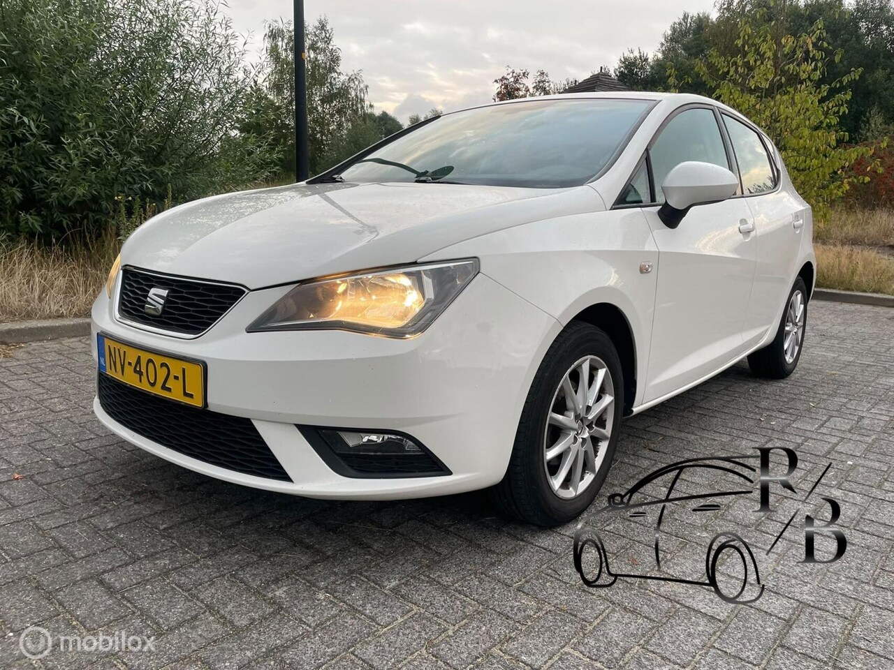SEAT Ibiza - 1.4 TDI Style Connect NAVIGATIE AIRCO CRUISE - AutoWereld.nl