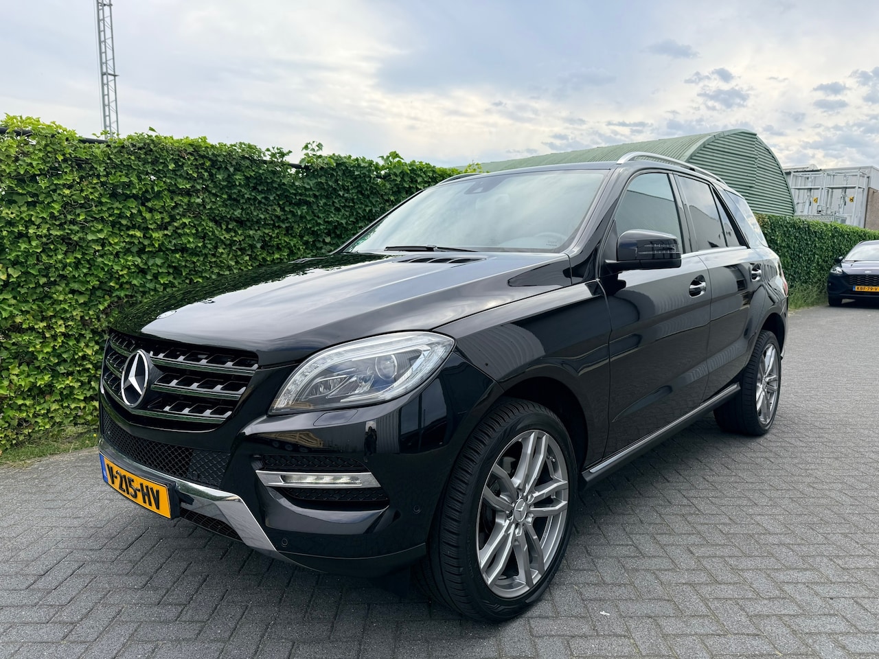 Mercedes-Benz ML-klasse - 350 BLUETEC 4MATIC | GRIJS KENTEKEN | BTW | 2e EIGENAAR | TREKHAAK | VEEL OPTIES - AutoWereld.nl