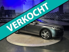 Volvo V40 - 1.5 T2 Inscription *Clima*Navi*Camera