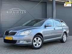 Skoda Octavia Combi - 1.4 TSI Greentech Ambition Business Line, Trekhaa, PDC, Volledig onderhouden
