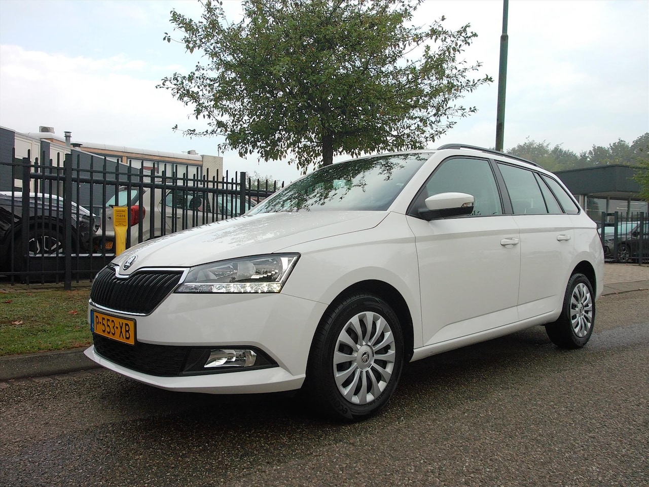 Skoda Fabia Combi - 1.0 TSI Greentech 95pk Ambition Apple Carplay AIRCO - AutoWereld.nl
