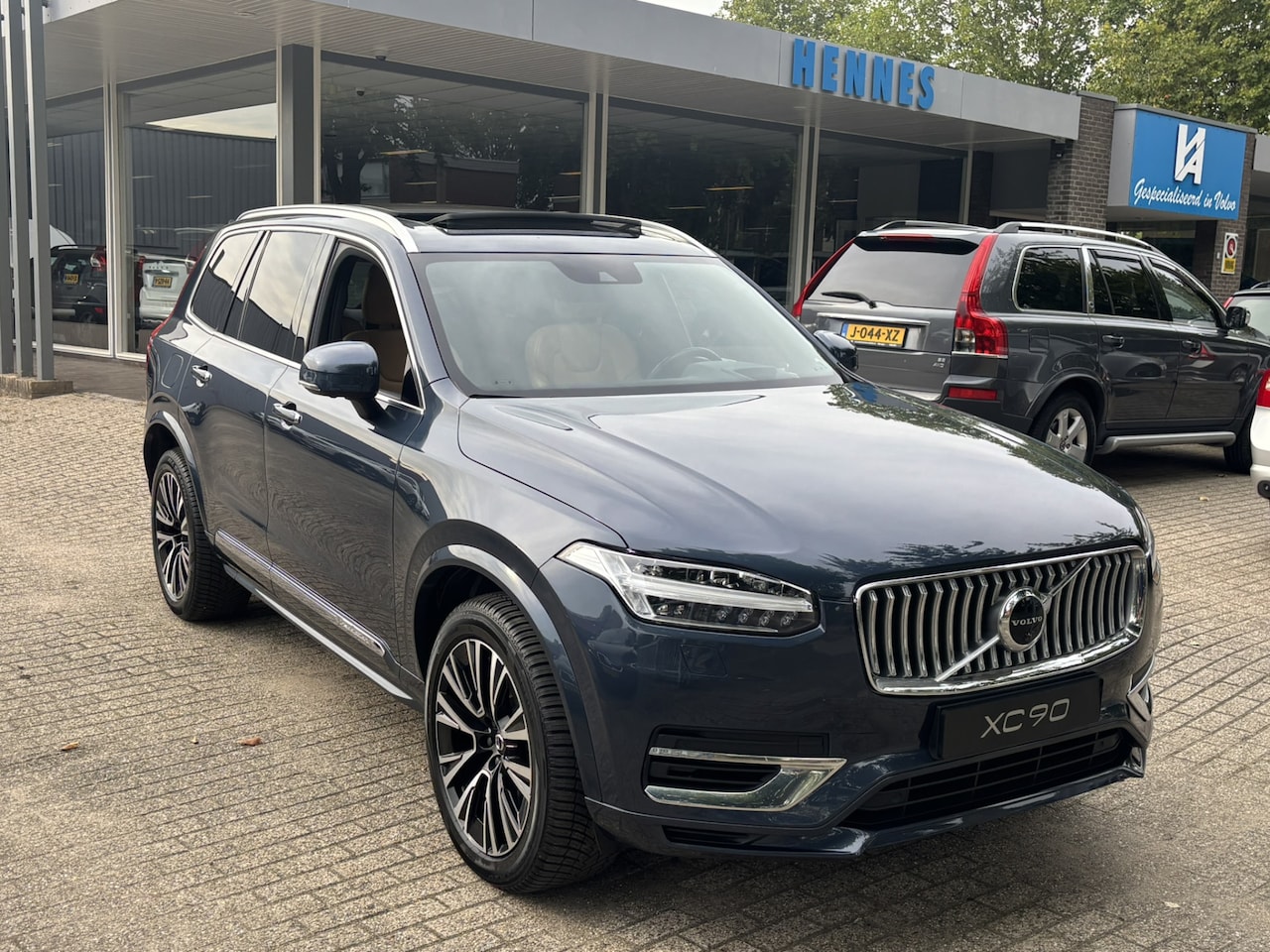 Volvo XC90 - T8 AWD Inscription HeadUp 360 Massage Pano - AutoWereld.nl