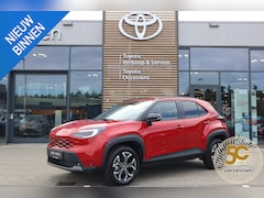 Toyota Yaris Cross - HYBRID 130 FIRST EDITION NIEUW MODEL 2026 DIRECT LEVERBAAR STOEL/STUURVER LED 17'' LM-VELG