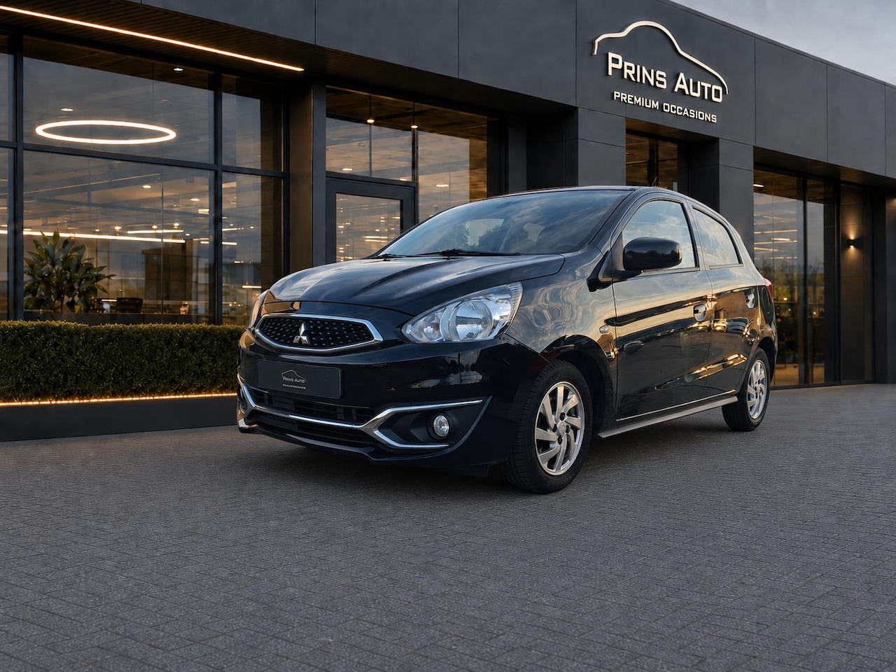 Mitsubishi Space Star - 1.0 Active |UNIEK! 17619KM!|NAVI|AIRCO|VOLL ONDERHOUD 19075 \ 5261 - AutoWereld.nl