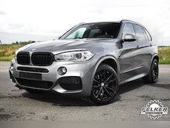 BMW X5 - 40e M Sport Pano HUD Harman Kardon Trekhaak 360° LED