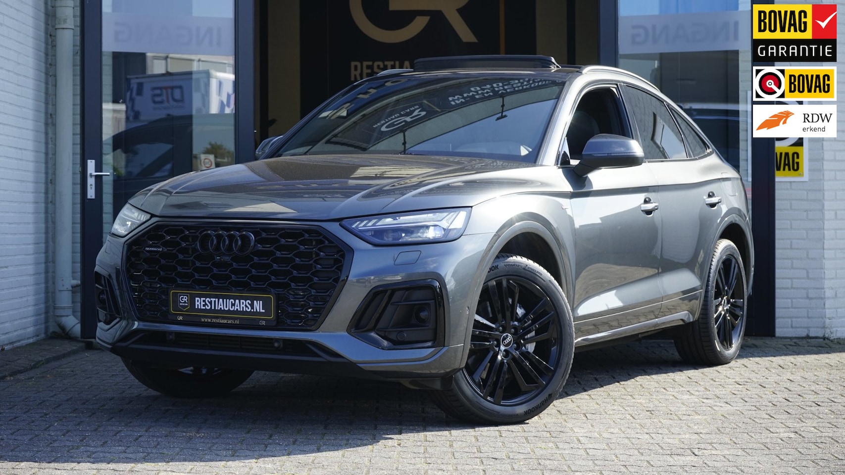 Audi Q5 Sportback - 50 TFSIe 3x S-Line Black Optik AUTOMAAT|360 CAMERA|ACC|AMBIANCE|KEYLESS|MATRIX LED|PANORAM - AutoWereld.nl