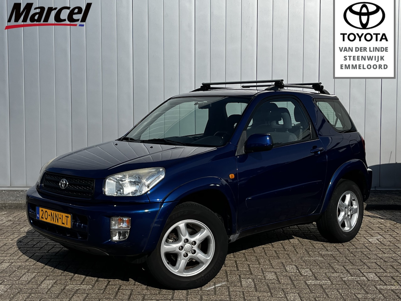 Toyota RAV4 - 2.0-16V VVT-i Sol NL Auto APK tot 06-2027 Zie foto's - AutoWereld.nl