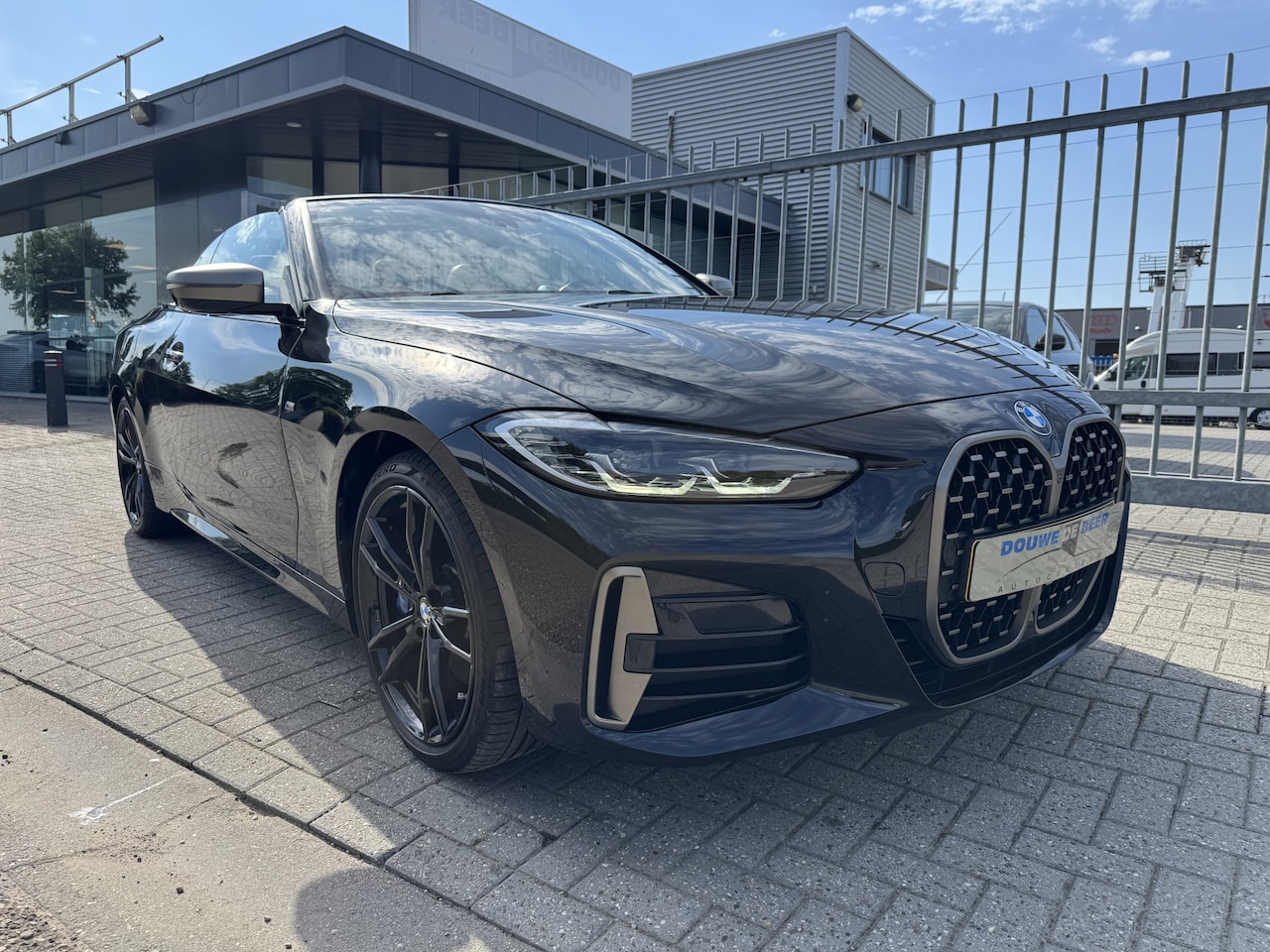 BMW 4-serie Cabrio - M440i xDrive M-sport Nekverwarming, Head-Up, trekhaak afn b. - AutoWereld.nl