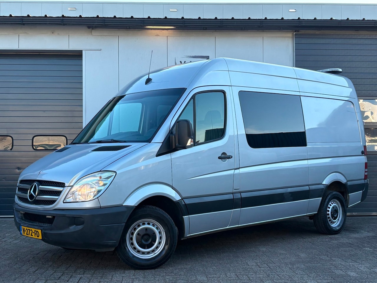 Mercedes-Benz Sprinter - 316CDI Autom. DC 5-pers. Airco 3,5t Trekhaak - AutoWereld.nl
