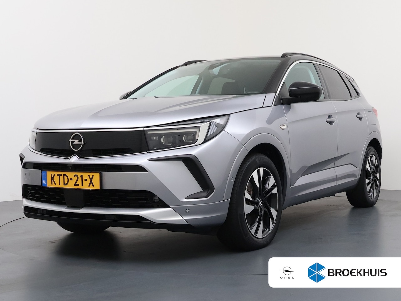 Opel Grandland - 1.6 Turbo Plug-In Hybrid Ultimate | Alcantara bekleding | Cruise control adaptief met Stop - AutoWereld.nl
