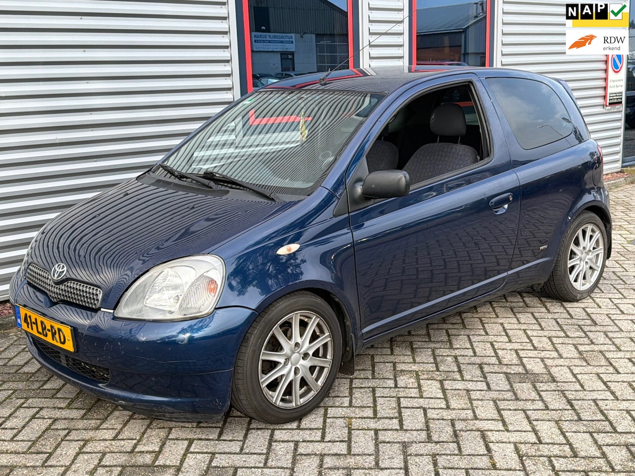 Toyota Yaris - 1.3-16V VVT-i YORIN Airco 28-07-2027 APK - AutoWereld.nl