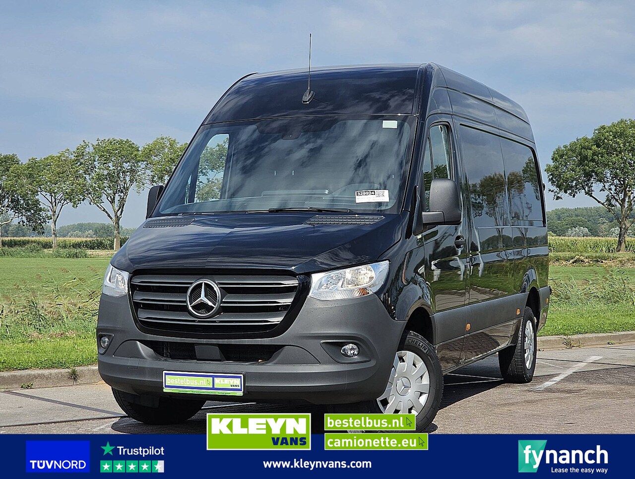 Mercedes-Benz Sprinter - 317 L2H2 Mbux Navi AC - AutoWereld.nl