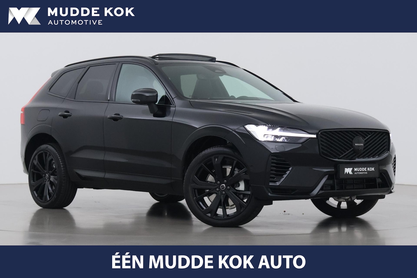 Volvo XC60 - 2.0 T6 Plug-in hybrid AWD Ultra Black Edition | Luchtvering | Bowers & Wilkins | Panoramad - AutoWereld.nl