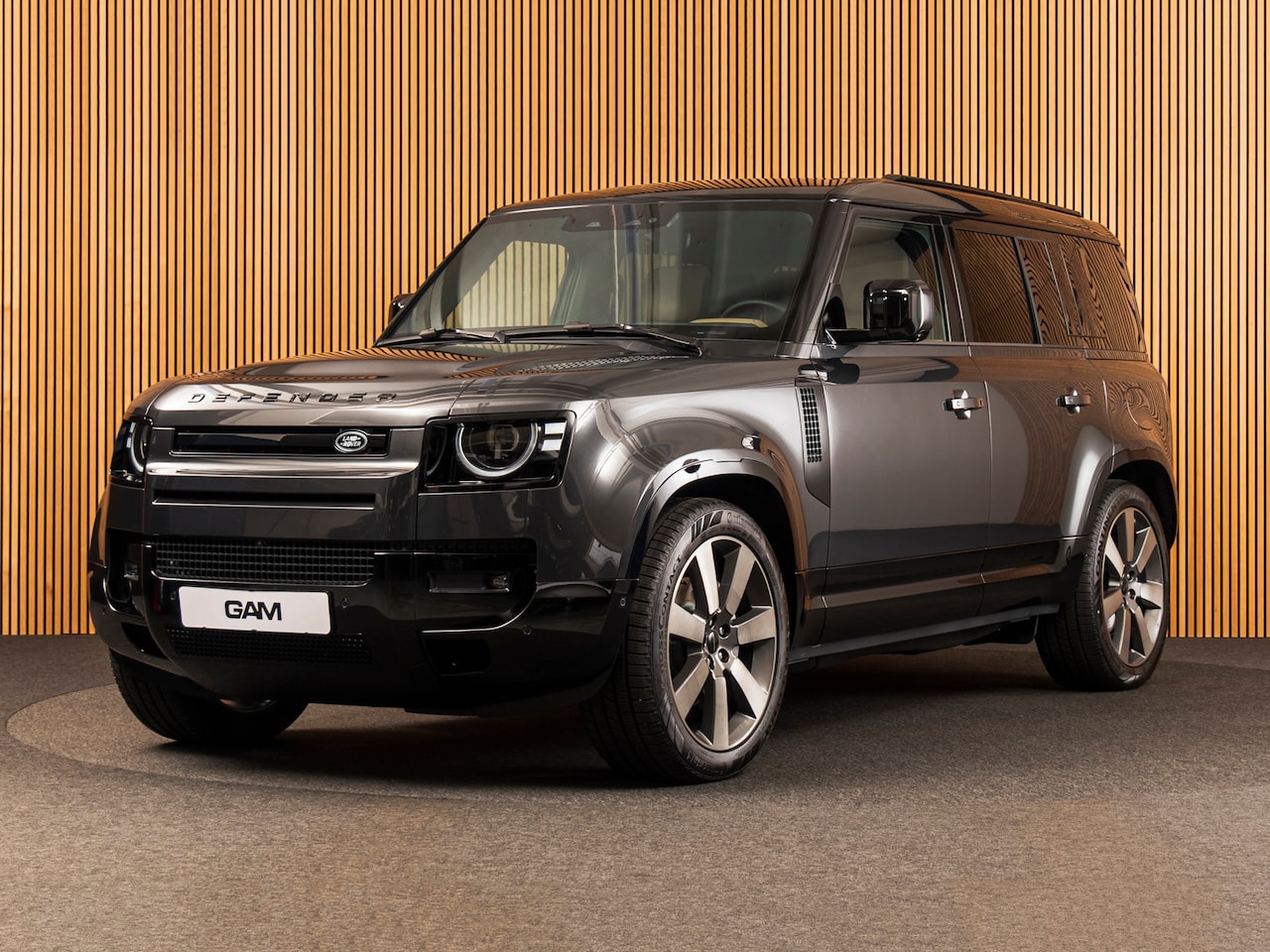 Land Rover Defender 110 - 2.0 P300e 110 X-Dynamic HSE MY26 | PANO | HUD | 22" | MERIDIAN 700W - AutoWereld.nl