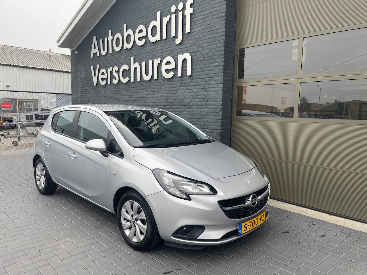 Opel Corsa - 1.2 4 cilinder parkeersensoren achter airco - AutoWereld.nl