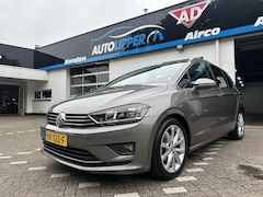 Volkswagen Golf Sportsvan - 1.2 TSI Highline /Automaat/Navi/zomer en winterset/Trekhaak