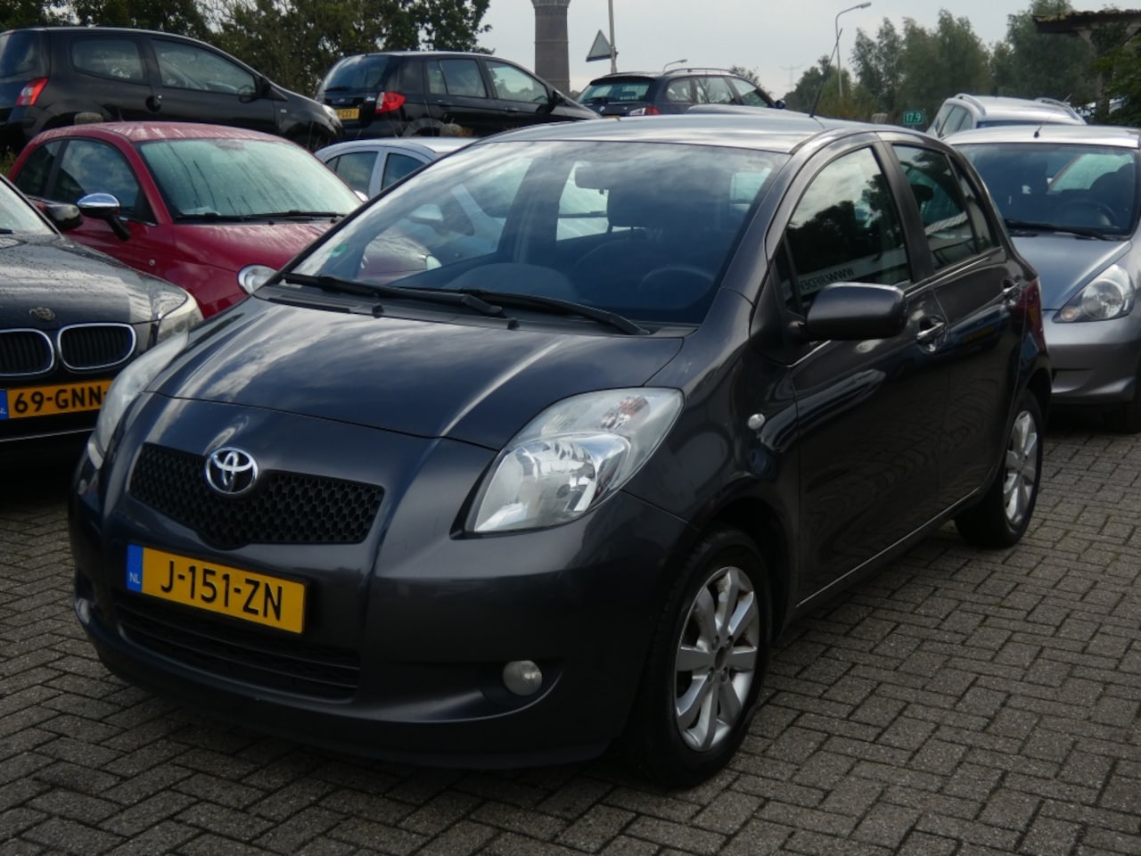 Toyota Yaris - 1.0 VVT-i 1.0 VVTi + - AutoWereld.nl