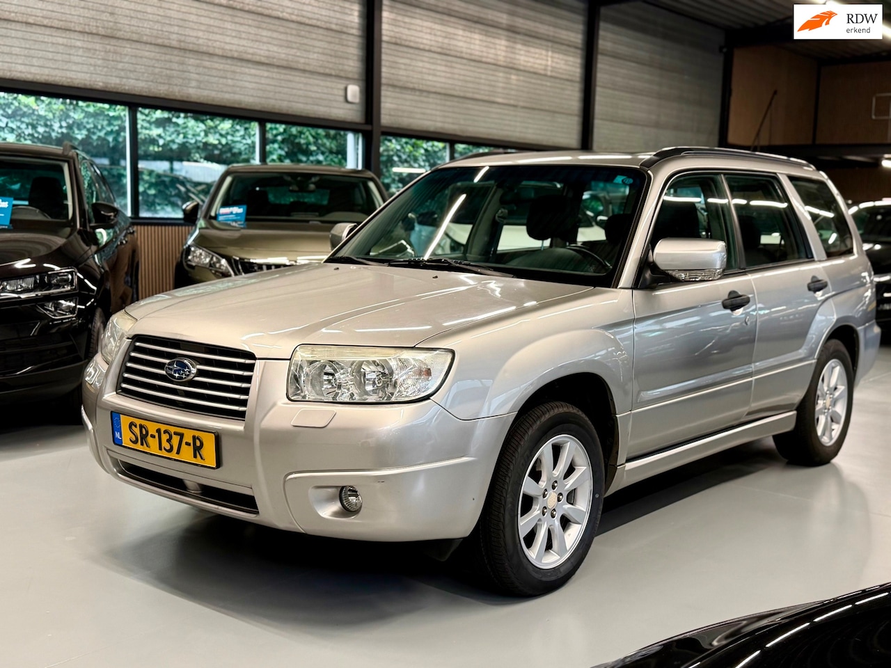 Subaru Forester - 2.0 X Luxury Pack 4X4 l Automaat l Nieuwe Apk l Pano - AutoWereld.nl