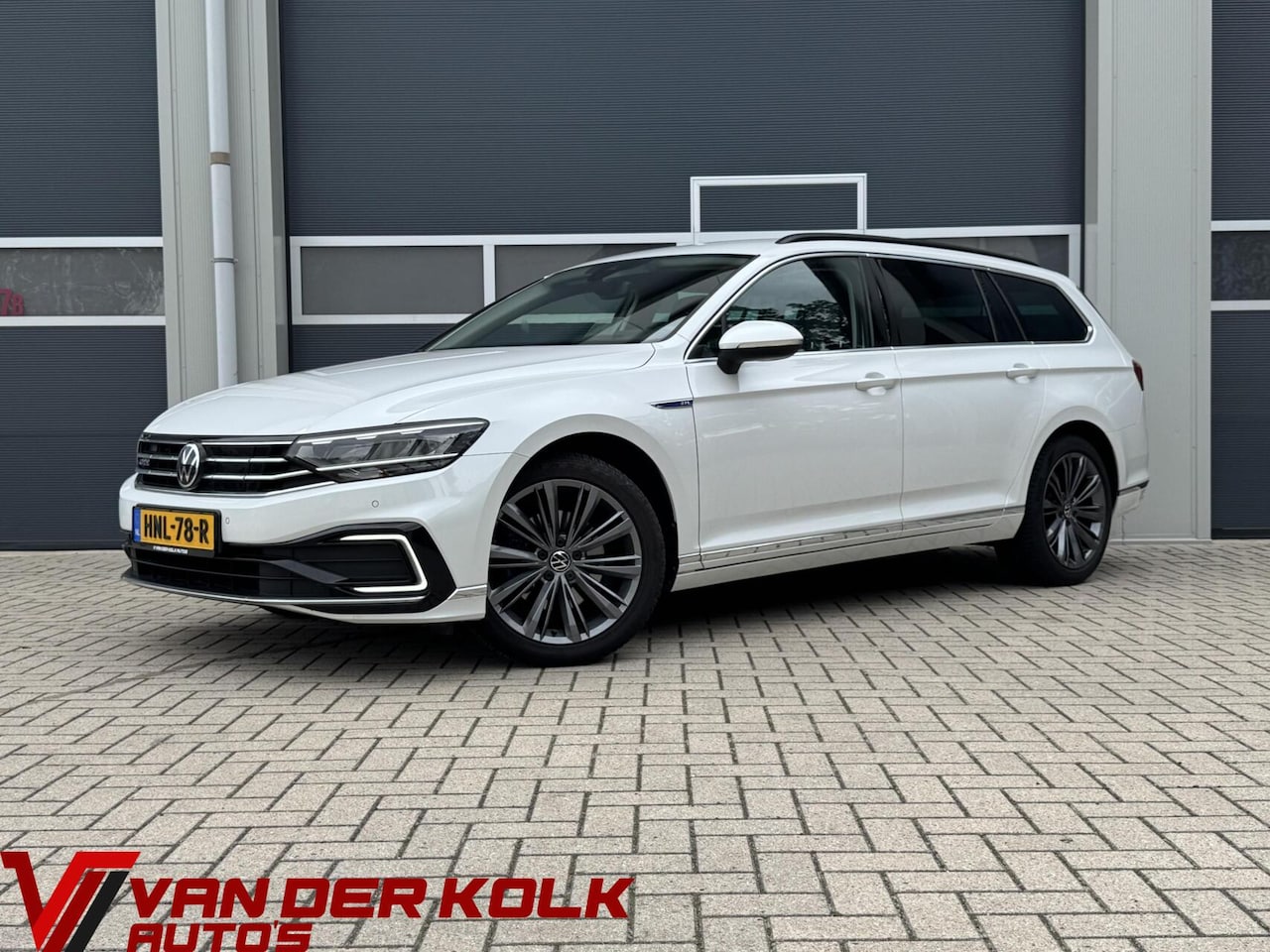 Volkswagen Passat Variant - 1.4 TSI PHEV GTE Business | Head-Up | LED | CarPlay | Adaptive Cruise | Navigatie | Climat - AutoWereld.nl