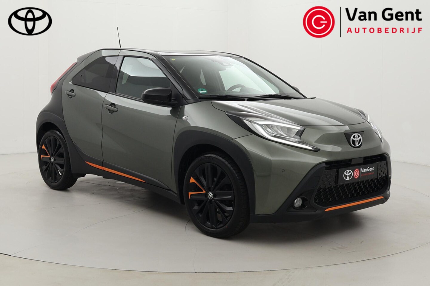 Toyota Aygo X - 1.0 VVT-i MT Limited | JBL | Keyless | Stoelverwarming | LED | Adaptive Cruise | Apple Car - AutoWereld.nl