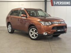 Mitsubishi Outlander - 2.0 Intense+ 7p ( Org NL/Trekhaak/NAP )