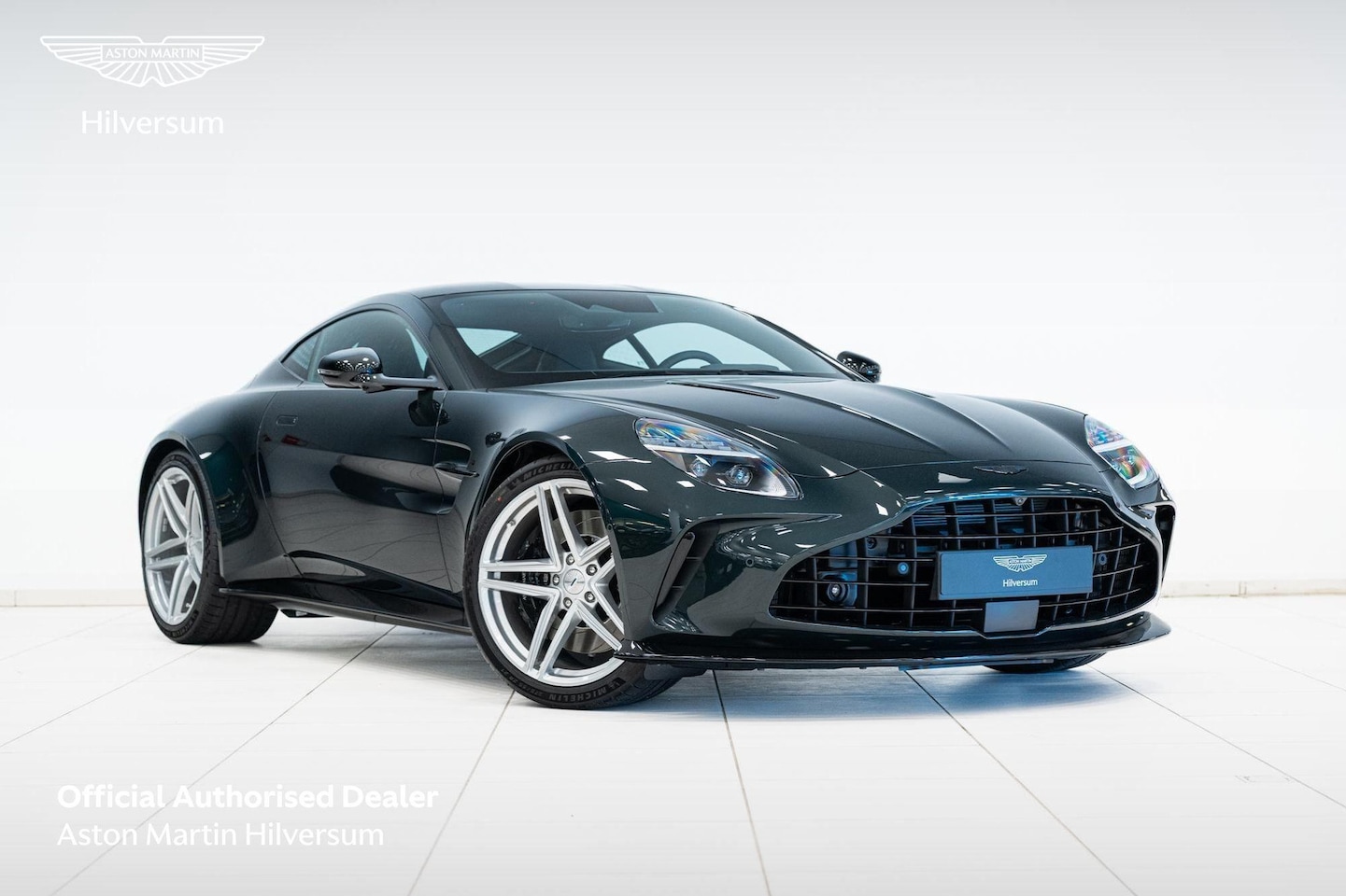 Aston Martin Vantage - Coupe | NEW 26MY | Ghillies Green | Incl. BPM | - AutoWereld.nl