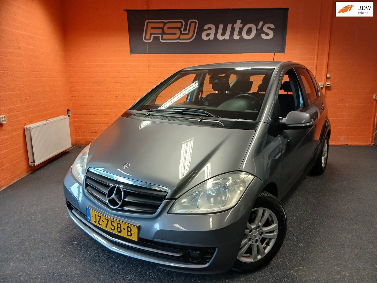 Mercedes-Benz A-klasse - 150 / AUTOMAAT / BUSINESS CLASS - AutoWereld.nl