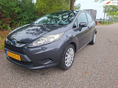 Ford Fiesta - 1.25 Ghia zeer leuk wagentje