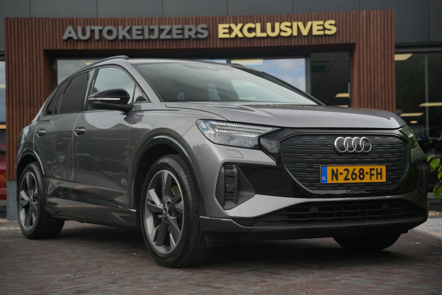 Audi Q4 e-tron - 35 Launch edition Advanced 55 kWh Verkeersbord detectie Koplampreiniging Trekhaak uitklapb - AutoWereld.nl