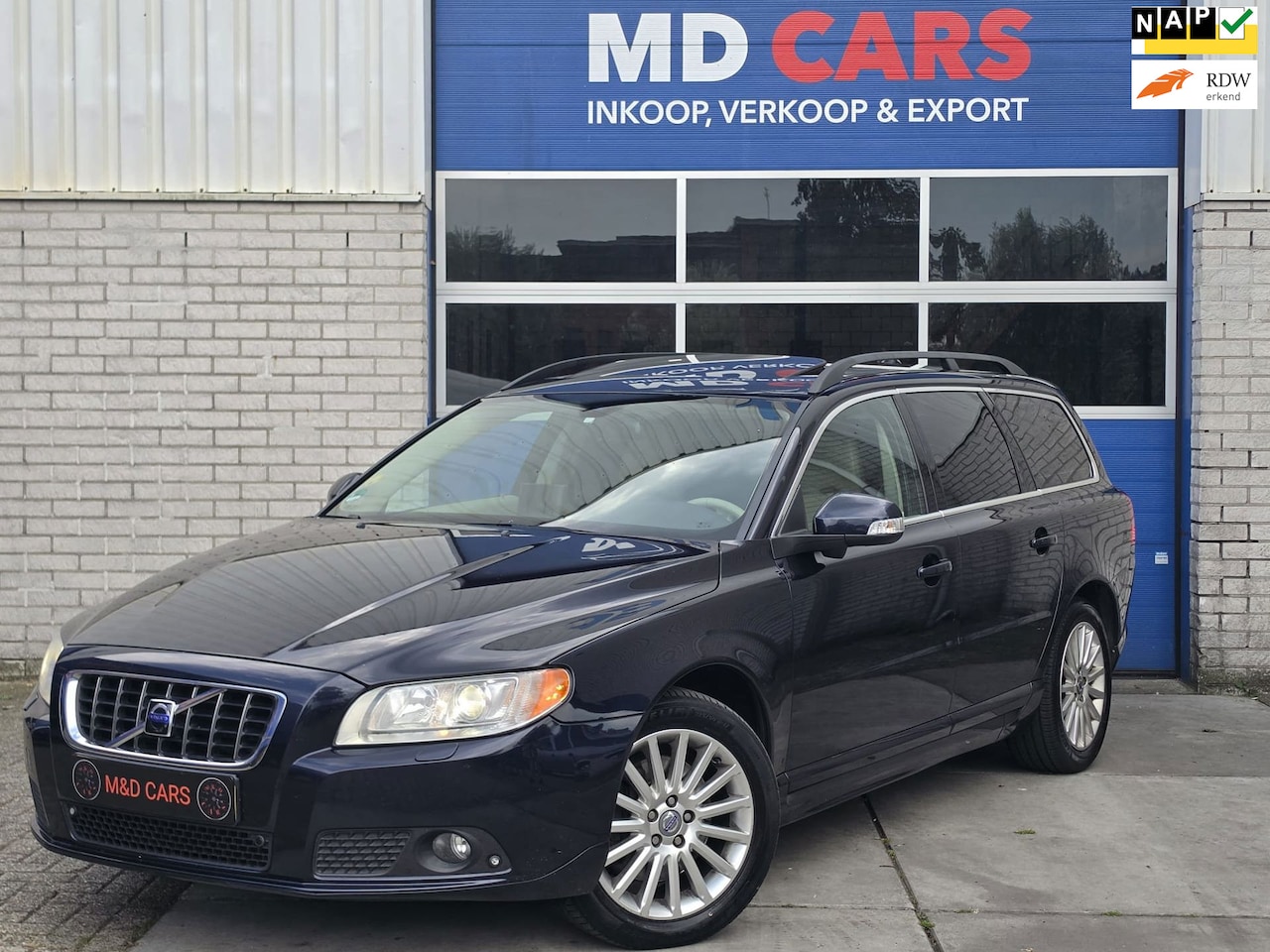 Volvo V70 - 2.4D Summum AUTOMAAT/NAP/SCHUIFDAK/MEMORY - AutoWereld.nl