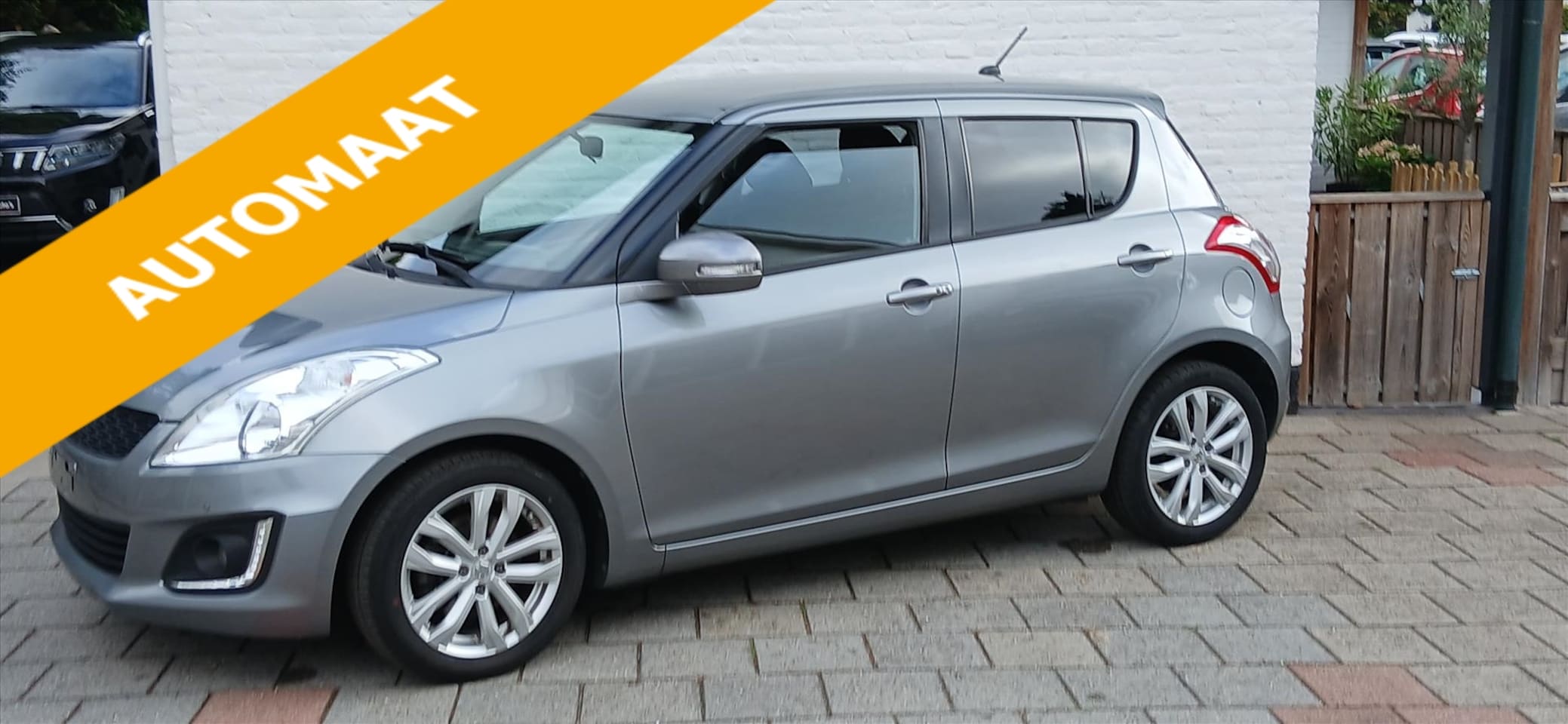 Suzuki Swift - 1.2 5drs 4 traps vol automaat Exclusive pdc keyles enz - AutoWereld.nl