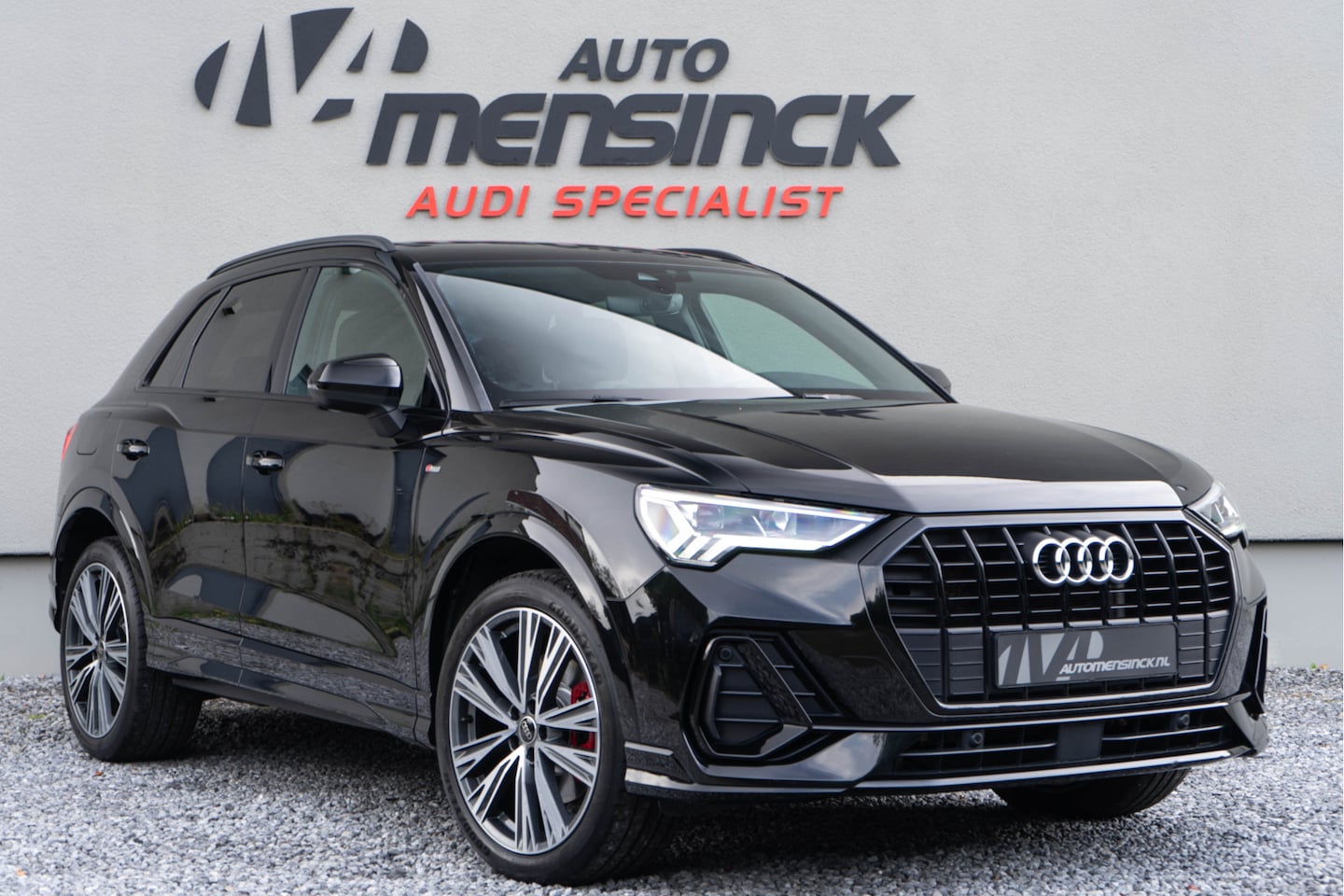 Audi Q3 - 45 TFSI e S-line/ 20 Inch/ Achter Camera/ s-line interieur/ 180kW - AutoWereld.nl