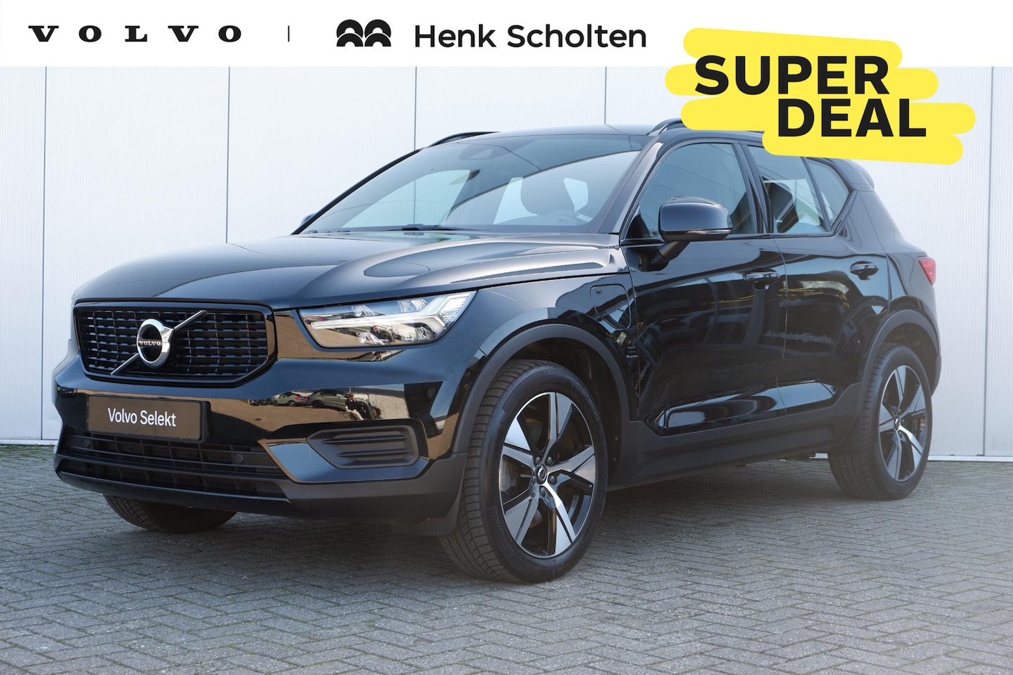 Volvo XC40 - T4 Recharge R-Design | Verwarmbare voorstoelen en stuurwiel | Adaptieve cruise control | A - AutoWereld.nl