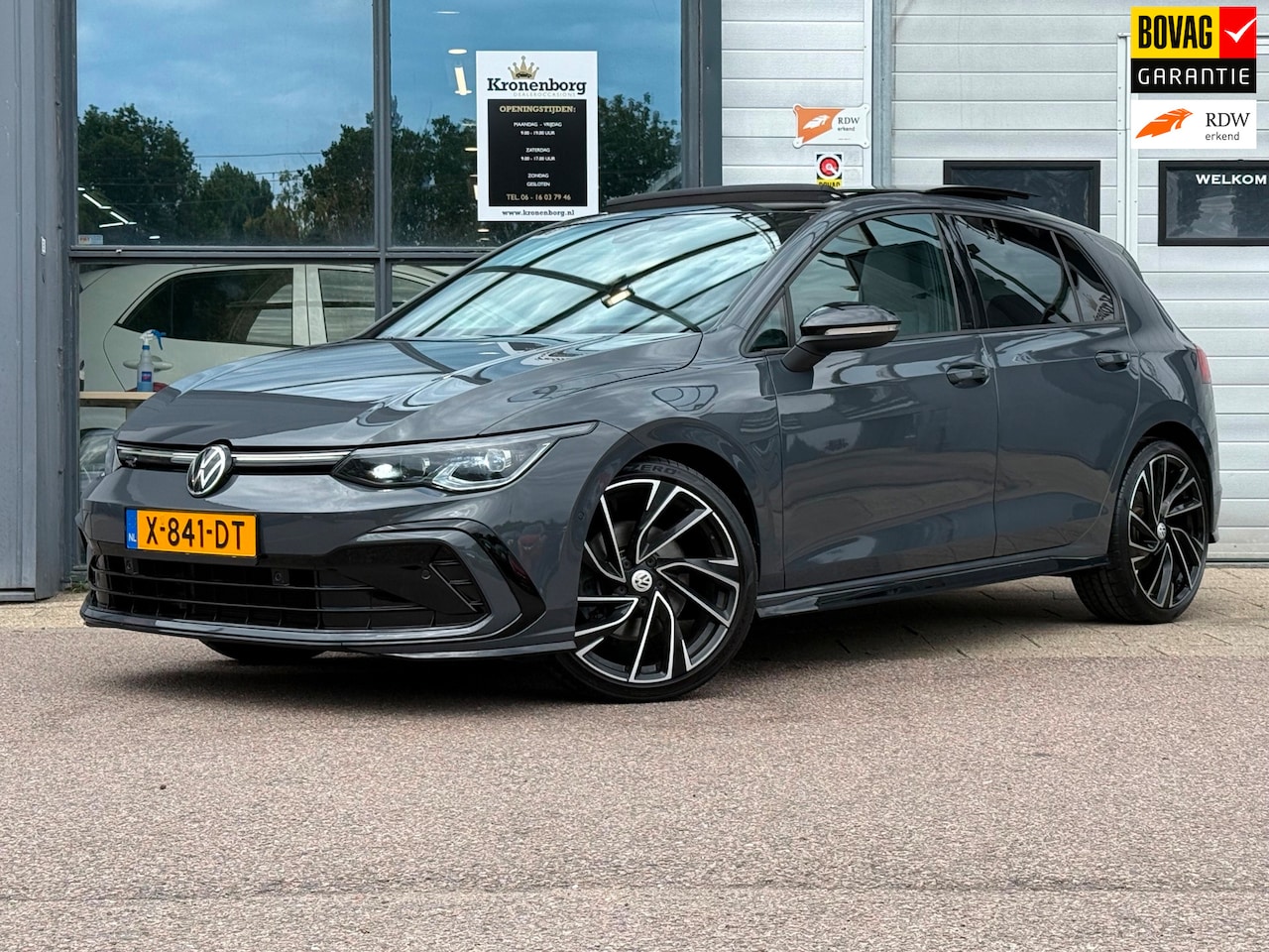 Volkswagen Golf - 1.5 eTSI R-Line Business+| PANO| HUD| - AutoWereld.nl