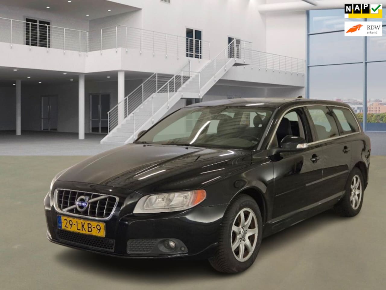 Volvo V70 - 2.0T Momentum 2.0T Momentum - AutoWereld.nl