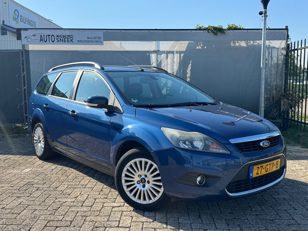 Ford Focus Wagon - 1.6 Titanium - NWE APK - Clima-Cruise-PDC - AutoWereld.nl
