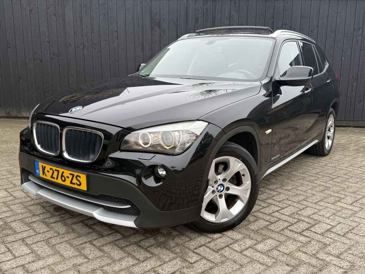 BMW X1 - sDrive20i Business - AutoWereld.nl
