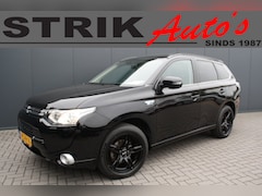 Mitsubishi Outlander - 2.0 PHEV instyle - LEDER - LED - NAVIGATIE - CAMERA - TREKHAAK - SCHUIFDAK