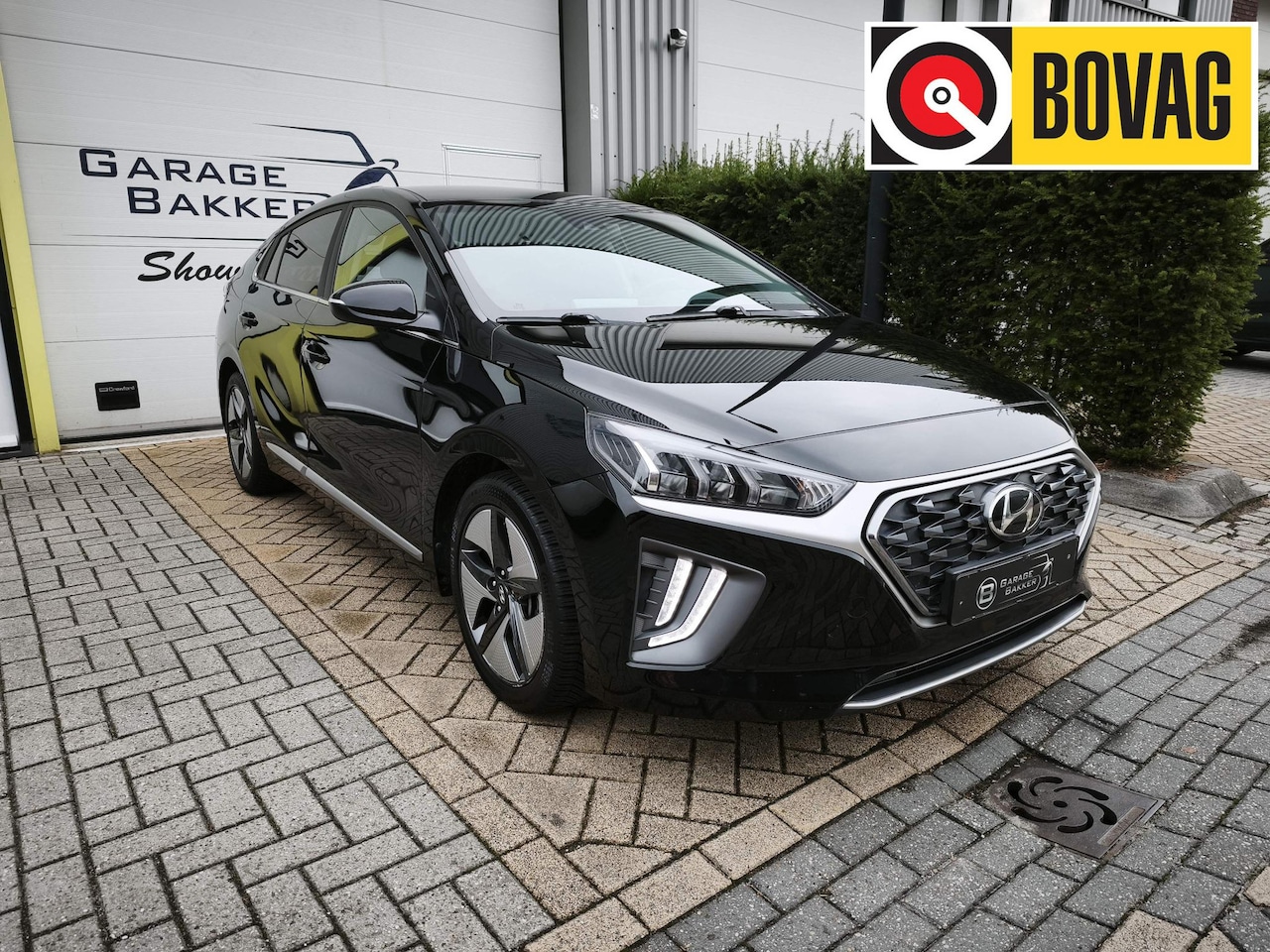 Hyundai IONIQ - 1.6 GDi i-Motion Navi|Camera - AutoWereld.nl