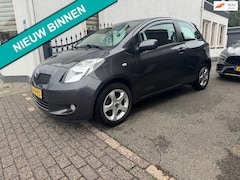 Toyota Yaris - 1.3 VVTi Sol