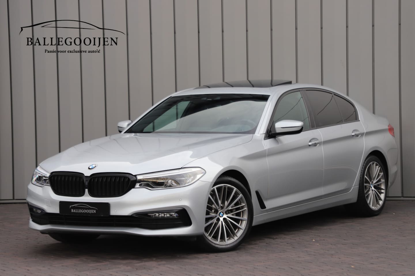 BMW 5-serie - 520i High Executive Aut8 | 184PK | Panoramadak | Sfeerverlichting | Comfortstoelen + Memor - AutoWereld.nl