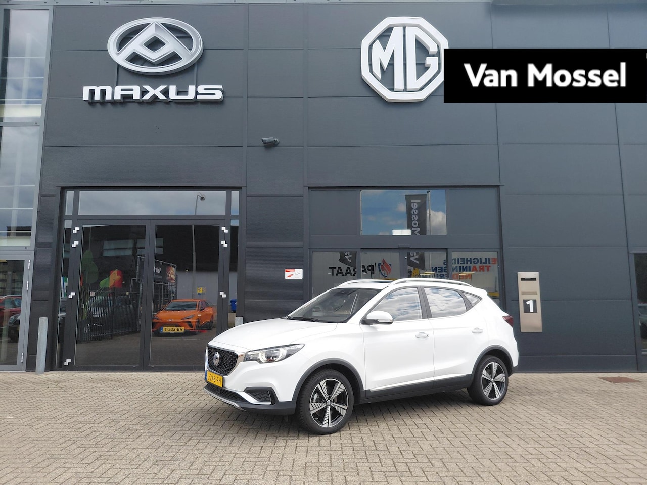 MG MG ZS EV - Luxury 45 kWh - AutoWereld.nl